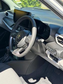 2026 Suzuki Swift Hybrid Plus UZ Pure White