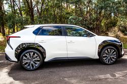 2025 Subaru Solterra AWD Touring