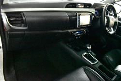 2018 Toyota Hilux SR5