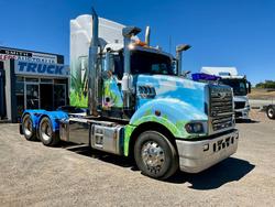 Mack Superliner