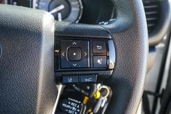 2023 Toyota Hilux SR