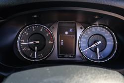 2023 Toyota Hilux SR