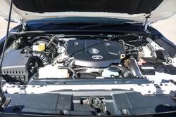 2023 Toyota Hilux SR