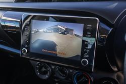 2023 Toyota Hilux SR