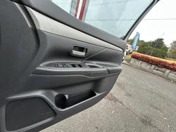 2014 MITSUBISHI OUTLANDER LS 2WD