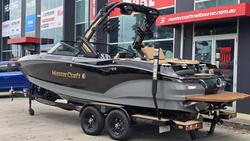 2023 MasterCraft X22