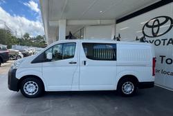 2022 Toyota Hiace
