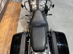 2018 HARLEY-DAVIDSON FLSB SOFTAIL SPORT GLIDE