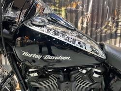 2018 HARLEY-DAVIDSON FLSB SOFTAIL SPORT GLIDE