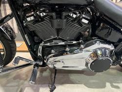 2018 HARLEY-DAVIDSON FLSB SOFTAIL SPORT GLIDE