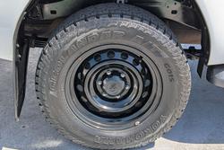 2022 Toyota Hilux SR