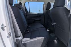 2022 Toyota Hilux SR