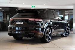 2022 Porsche Cayenne GTS