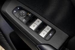 2025 Mitsubishi Outlander ES