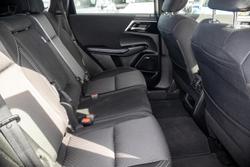 2025 Mitsubishi Outlander ES