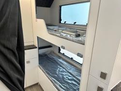 2026 New Age Caravans Roadowl 19' Double Bunk Ro19bemy26