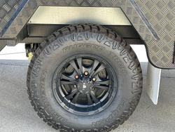 2026 JB Caravans 17'10 Dirt Road Xtreme Rear Door