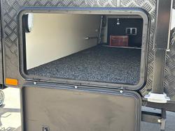 2026 JB Caravans 17'10 Dirt Road Xtreme Rear Door