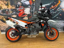 KTM 890 SM-T