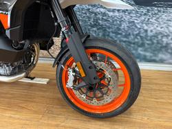 2024 Ktm 890 SM-T ORANGE