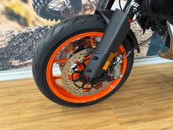 2024 Ktm 890 SM-T ORANGE