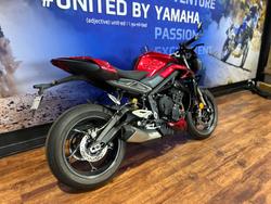 2025 TRIUMPH STREET TRIPLE RS Red