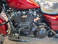 2018 HARLEY-DAVIDSON FLHRXS ROAD KING SPECIAL