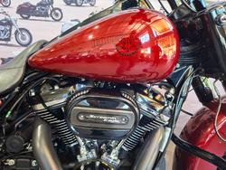 2018 HARLEY-DAVIDSON FLHRXS ROAD KING SPECIAL