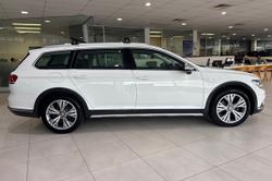 2016 Volkswagen Passat 140TDI Alltrack