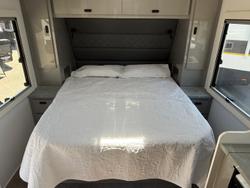 2026 JB Caravans 17'10 Dirt Road Xtreme Fd Save $11,975 Was $119,775