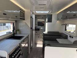 2026 JB Caravans 17'10 Dirt Road Xtreme Fd