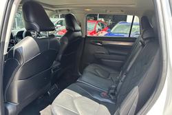 2021 Toyota Kluger Grande