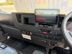 2025 Isuzu F Series FRR 110-240 AM R52