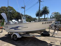 2017 Horizon 438 Stryker XPF Side Console DLX