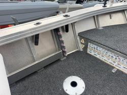 2017 Horizon 438 Stryker XPF Side Console DLX