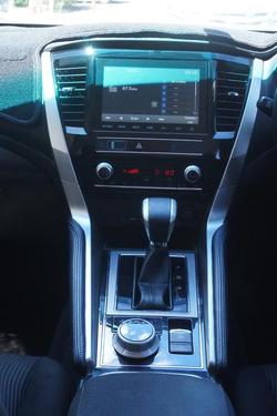 2021 Mitsubishi Pajero Sport GLX