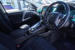 2021 Mitsubishi Pajero Sport GLX