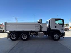 2025 Isuzu F Series FVY 260-300 AT R46