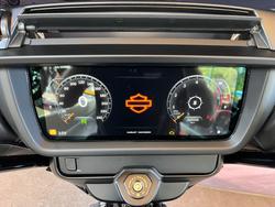 2025 HARLEY-DAVIDSON FLHX STREET GLIDE (117)