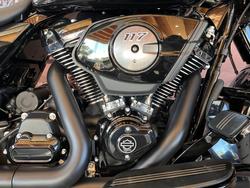 2025 HARLEY-DAVIDSON FLHX STREET GLIDE (117)