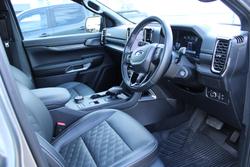 2025 Ford Everest Platinum