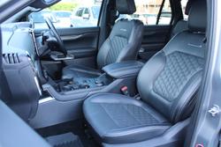 2025 Ford Everest Platinum