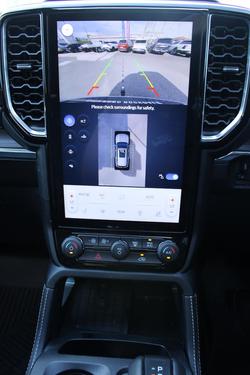 2025 Ford Everest Platinum