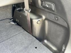 2022 Mitsubishi Outlander LS