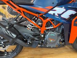 2024 Ktm RC 390 BLUE