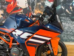 2024 Ktm RC 390 BLUE