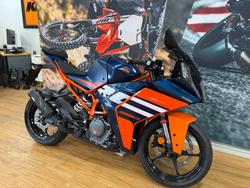 2024 Ktm RC 390 BLUE