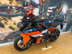 2024 Ktm RC 390 BLUE