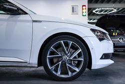 2018 SKODA Superb 206TSI SportLine NP MY18.5 4X4 Constant Moon White