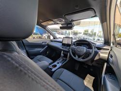 2024 Toyota Corolla Cross GXL